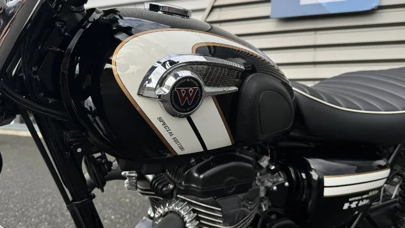W 800
