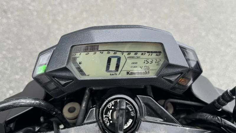 z 125
