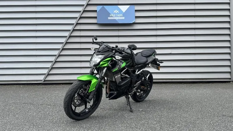 z 125