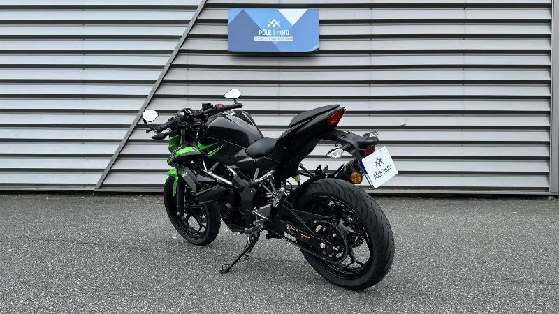z 125