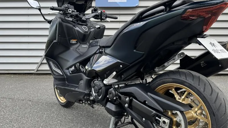 XP TMAX 560 TECH MAX