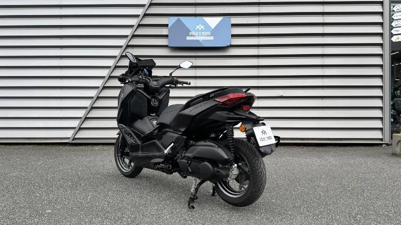XMAX 125 TECH MAX 