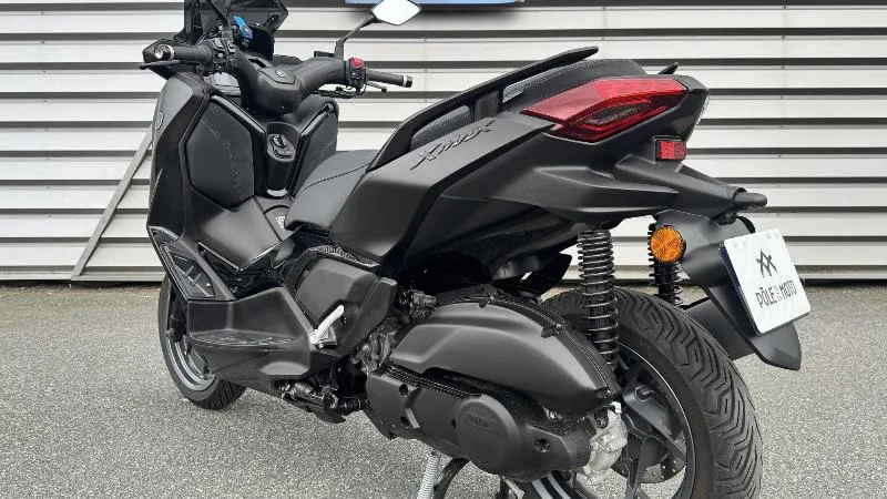 XMAX 125 TECH MAX 