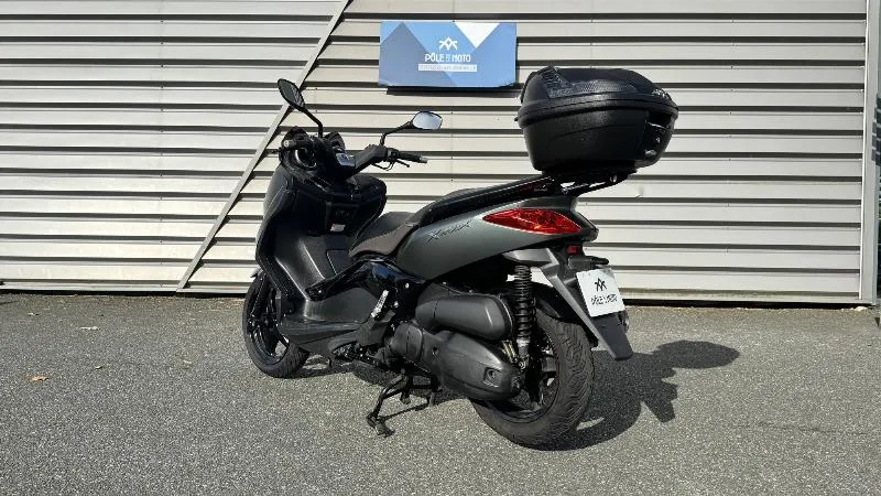 XMAX 125 BUSINESS