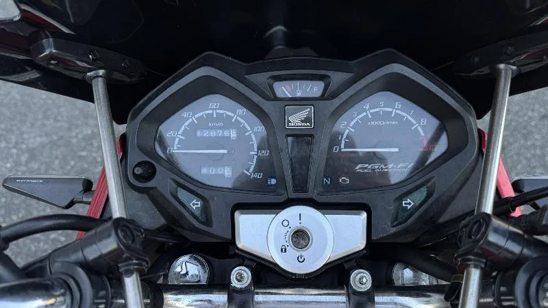 CB 125 F