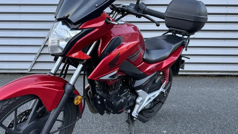 CB 125 F