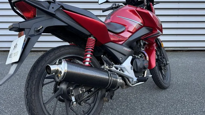 CB 125 F