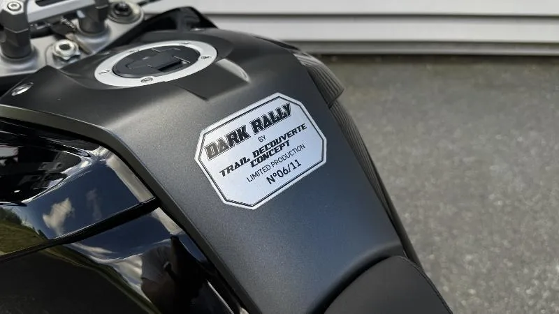 DL VSTROM 1050