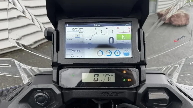 NT 1100 DCT