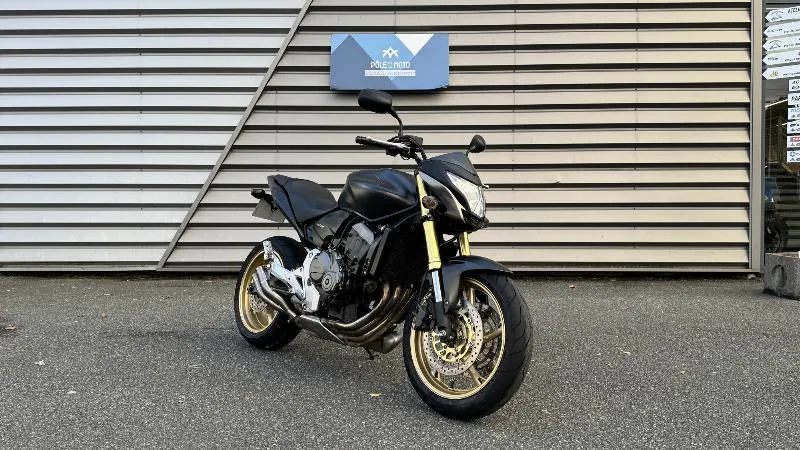 CB 600 F HORNET