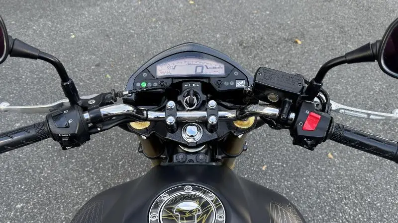 CB 600 F HORNET