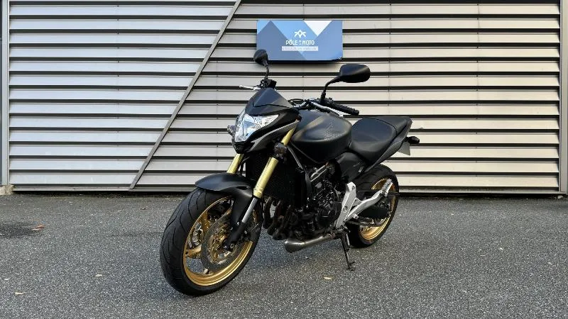 CB 600 F HORNET