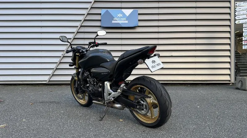 CB 600 F HORNET