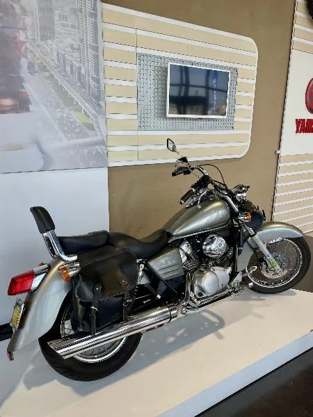 VT SHADOW 125