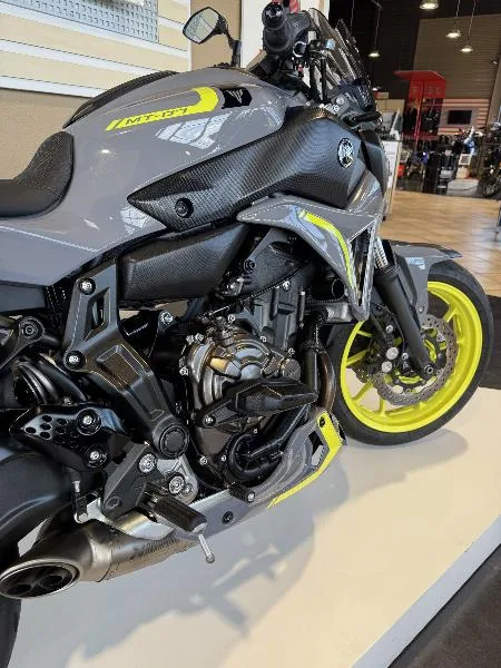 MT07