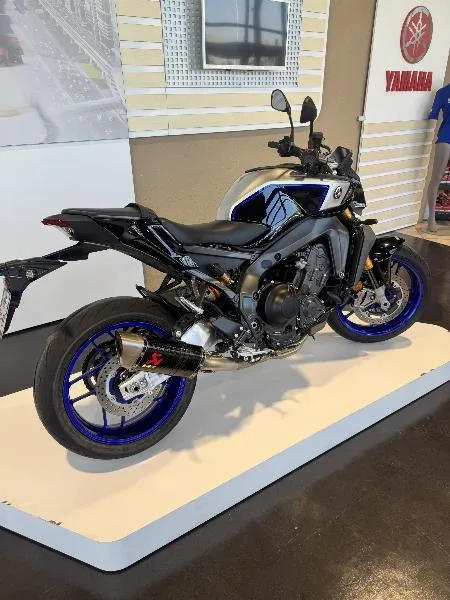 MT09 SP