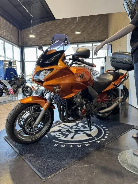 CBF 1000