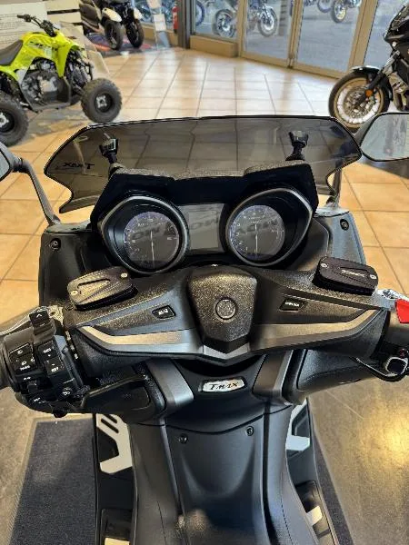 XP TMAX 560 TECH MAX