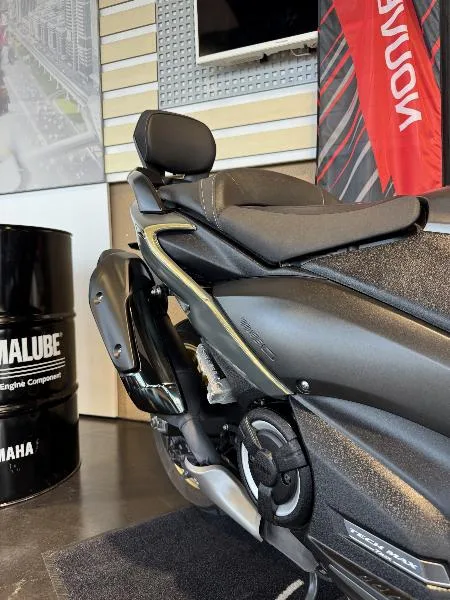 XP TMAX 560 TECH MAX