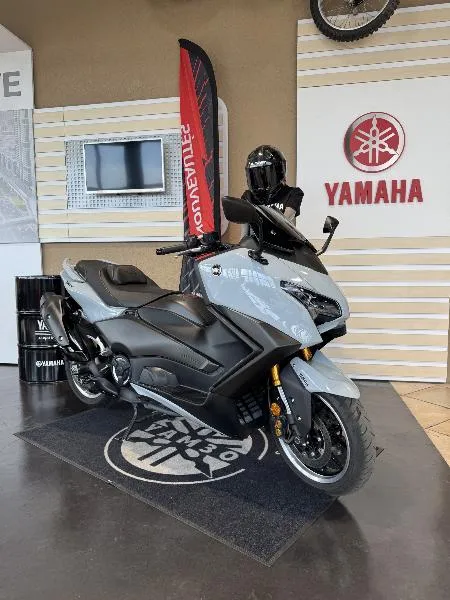 XP TMAX 560 TECH MAX