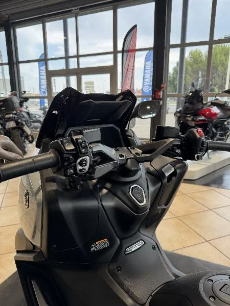 XP TMAX 560 TECH MAX