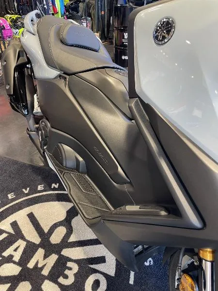XP TMAX 560 TECH MAX