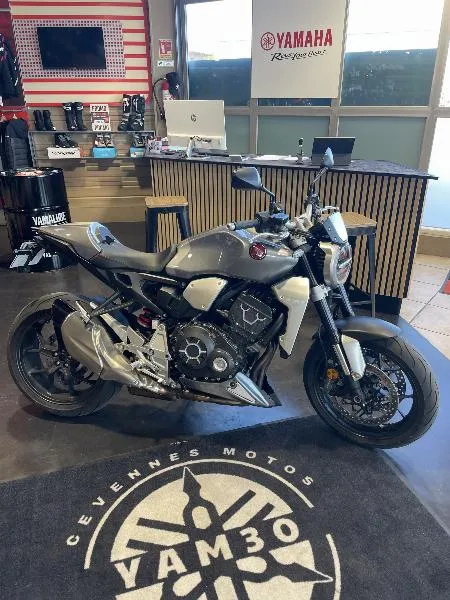 CB 1000 R