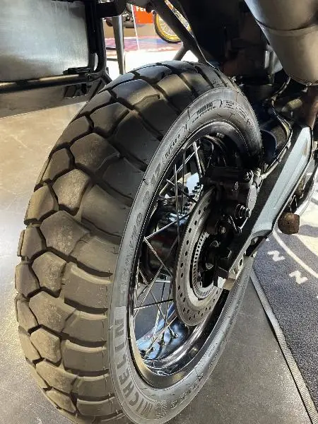 TIGER 800 XCA
