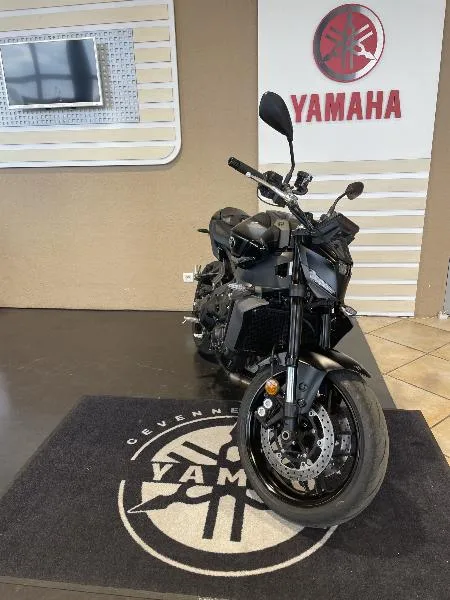 MT09  YAMT