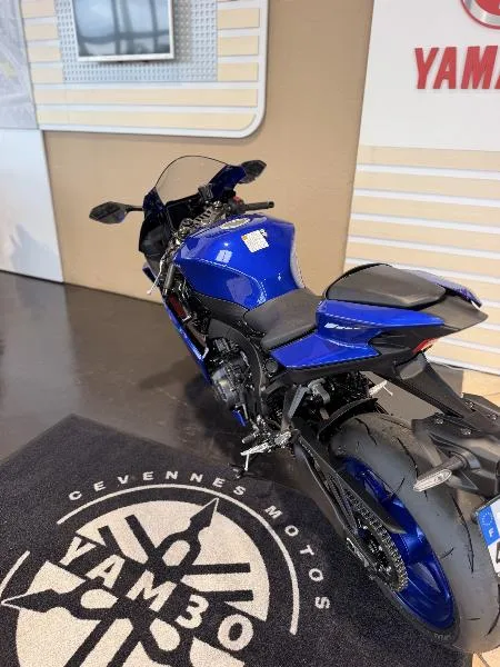 YZFR9
