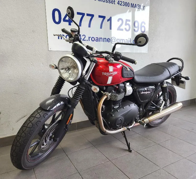 STREET TWIN  900