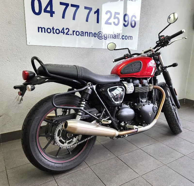 STREET TWIN  900