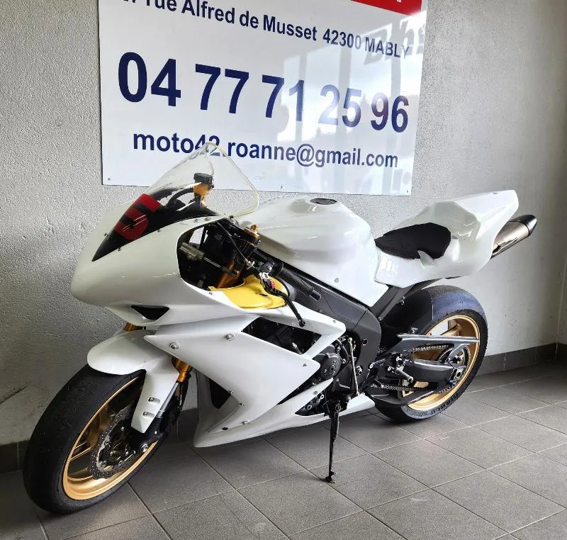 YZF 1000 R1
