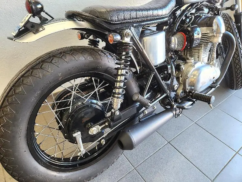 W 800