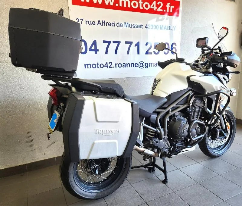 TIGER 1200 EXPLORER XCX