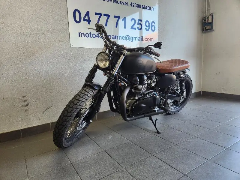 Bonneville T100