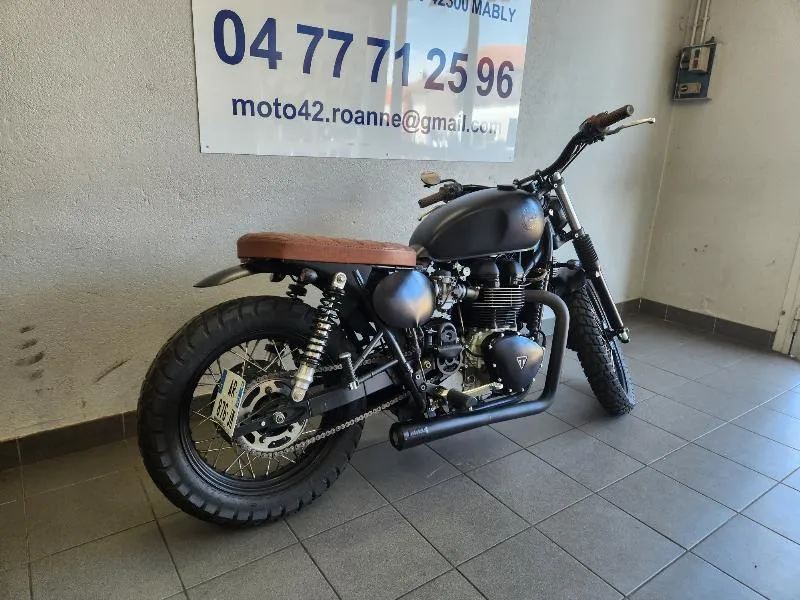 Bonneville T100