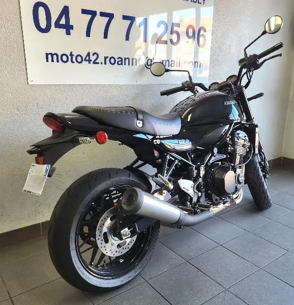 Z 900
