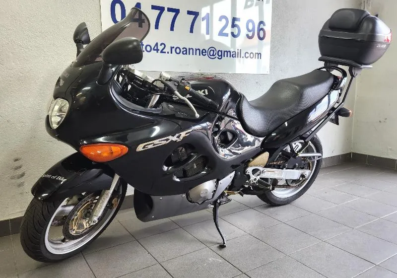 GSX 750 F