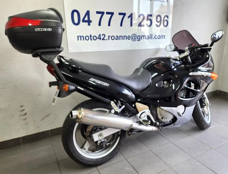 GSX 750 F