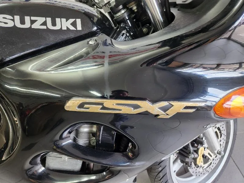 GSX 750 F
