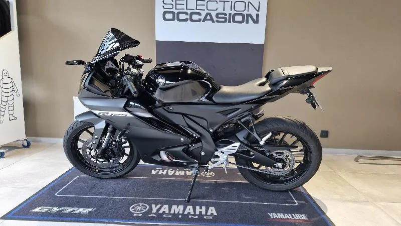 YZF 125 R ABS