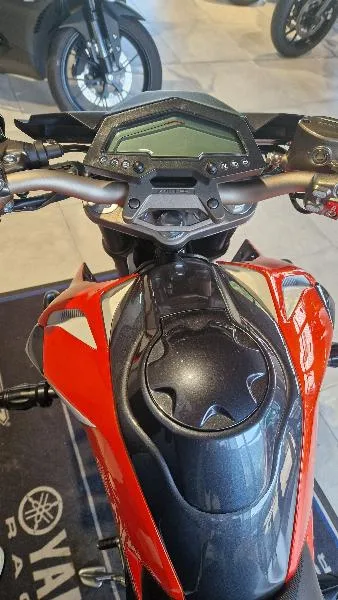 125 HYPER TRAIL