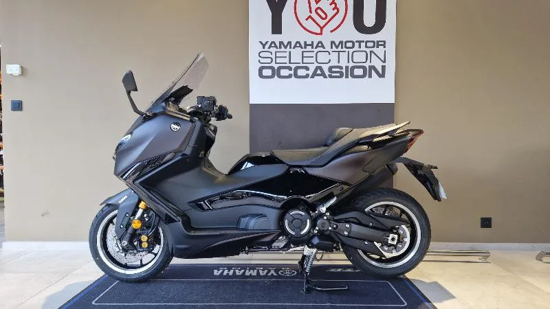 XP TMAX 560 TECH MAX