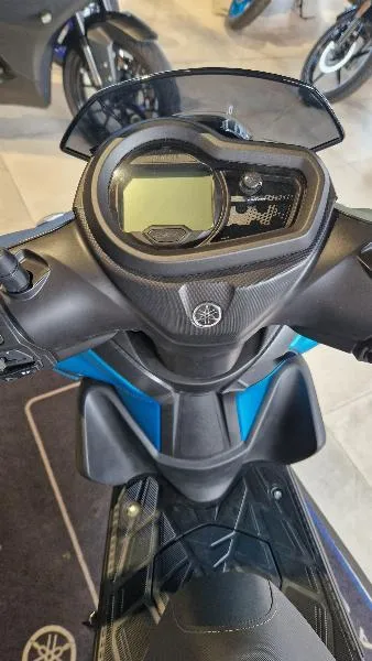 RayZR 125