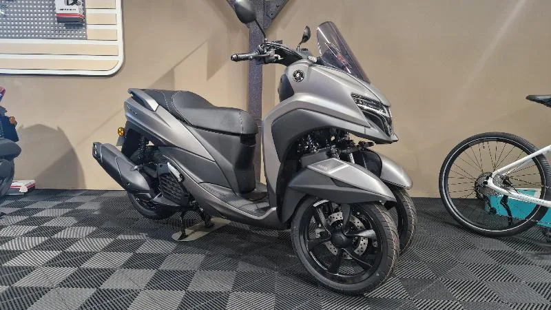 TRICITY 125
