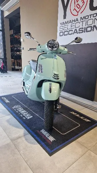 VESPA SS 300