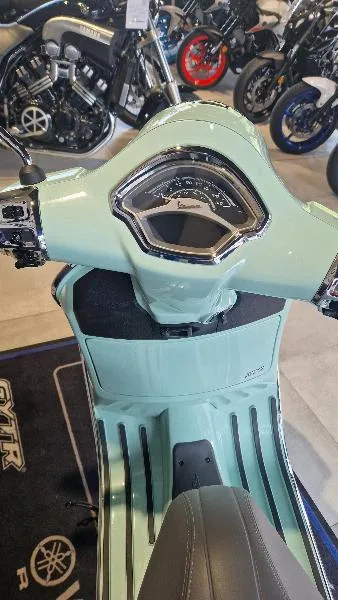 VESPA SS 300