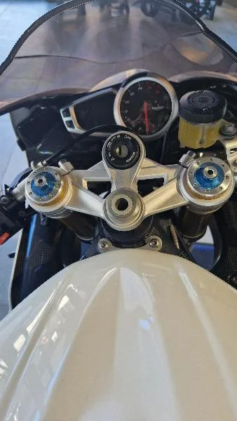 DAYTONA 675