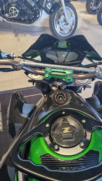 Z 800